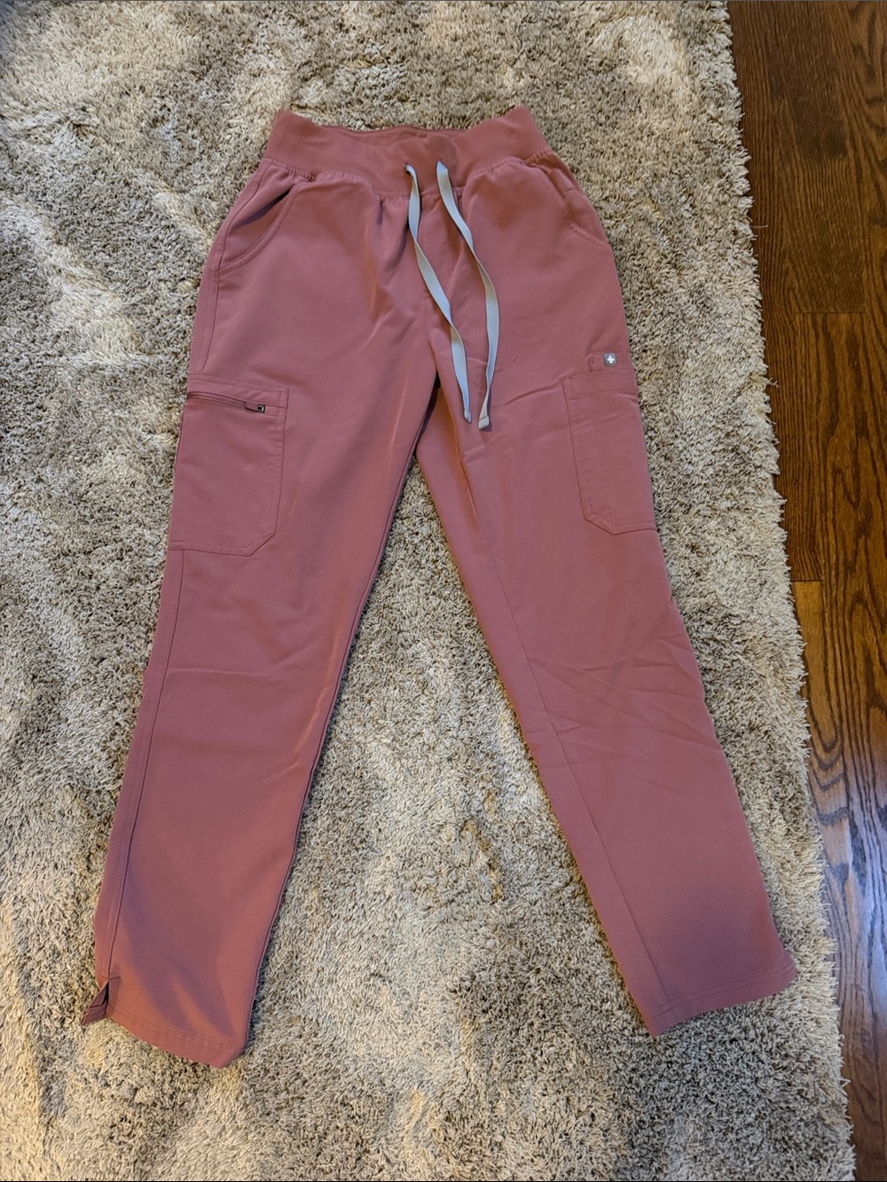 Figs Women's Dusty Rose Cargo Jogger Pants